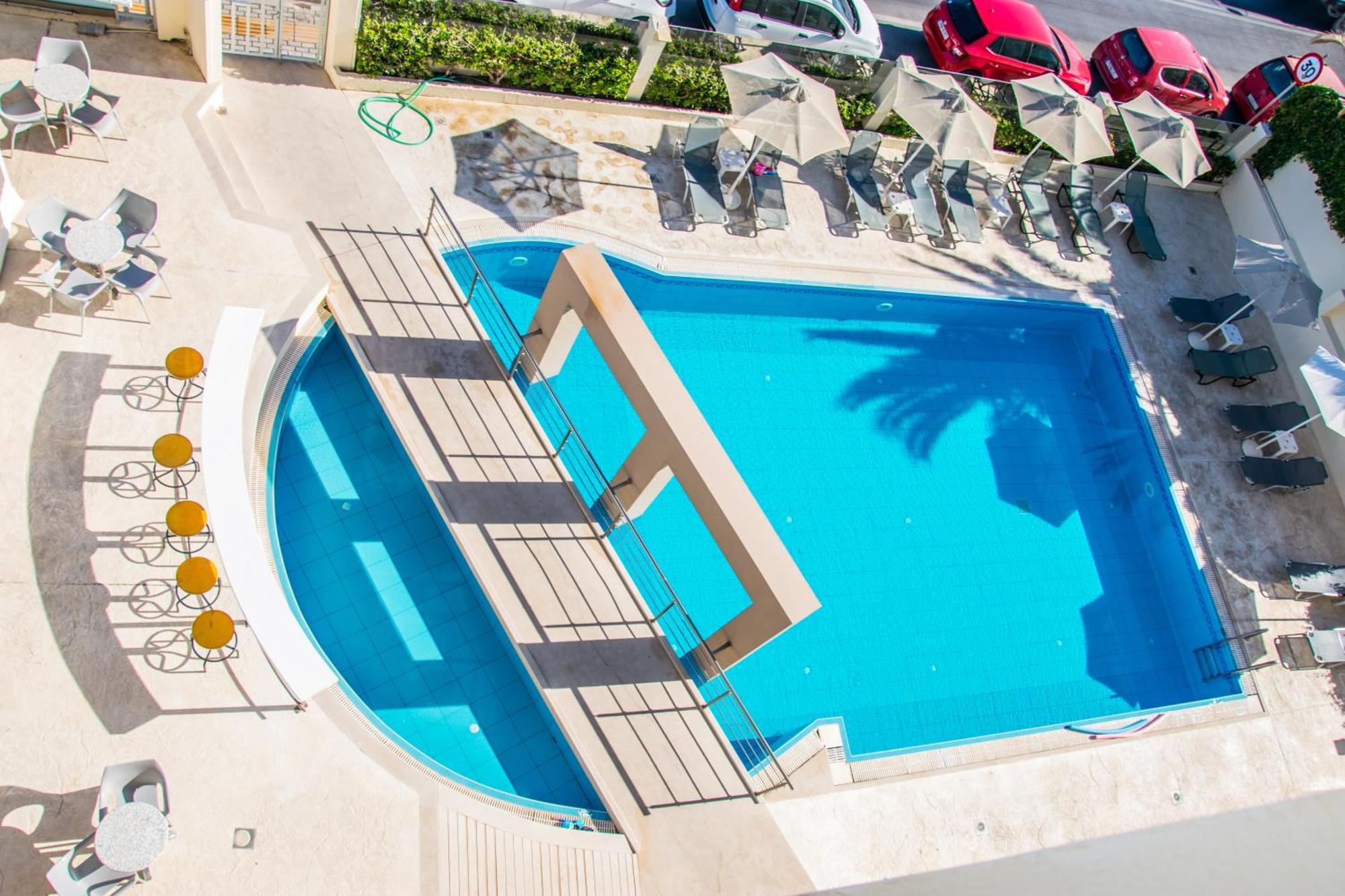 Olympic Suites Rethimnon Buitenkant foto